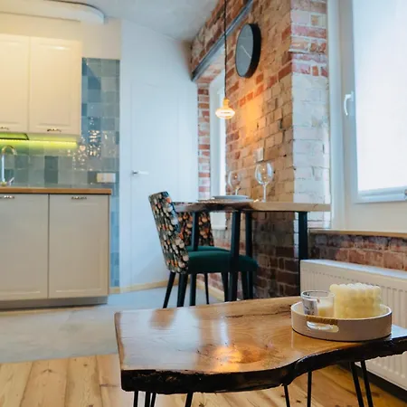 Апартаменти Kaszubska Vintage Brick Loft By Bookinghost